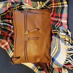 ADORABLE Fossil leather crossbody